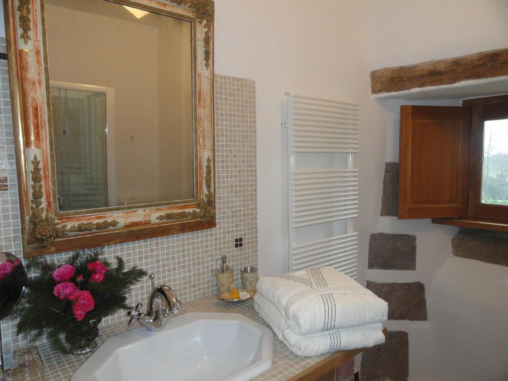 Bed and Breakfast Manoir De La Branche Maen Roch Esterno foto