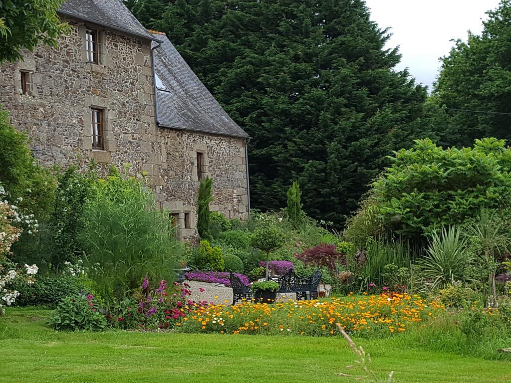 Bed and Breakfast Manoir De La Branche Maen Roch Esterno foto