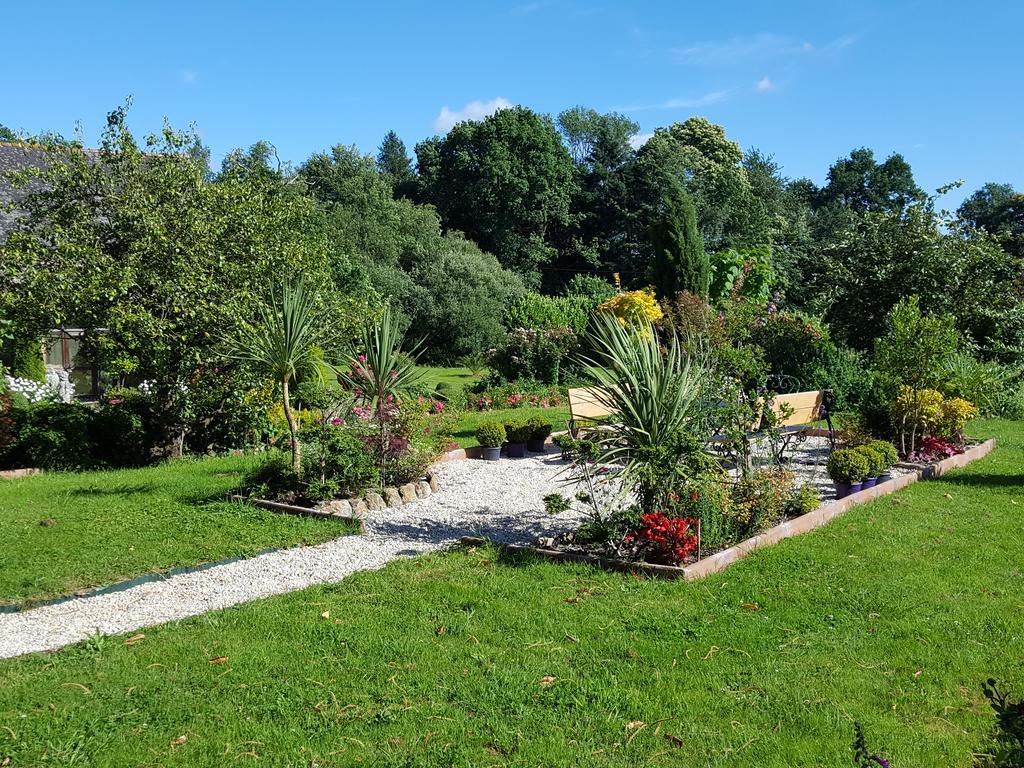 Bed and Breakfast Manoir De La Branche Maen Roch Esterno foto