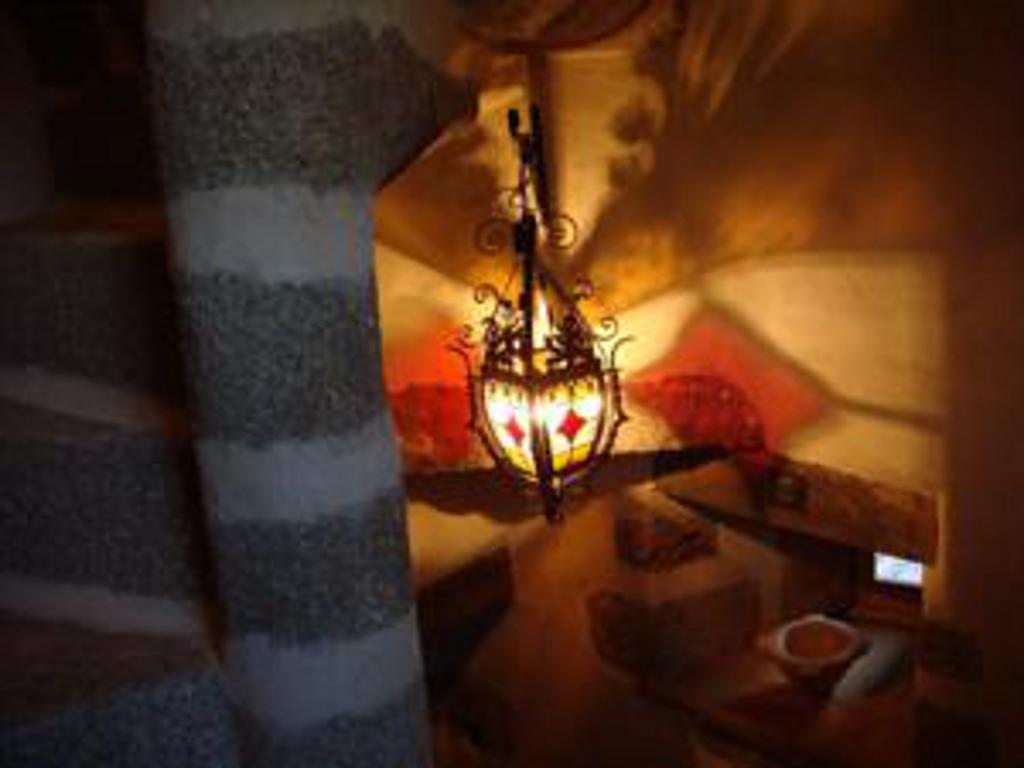 Bed and Breakfast Manoir De La Branche Maen Roch Esterno foto